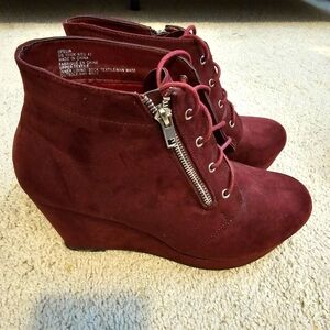 Burgundy wedge boots size 11
